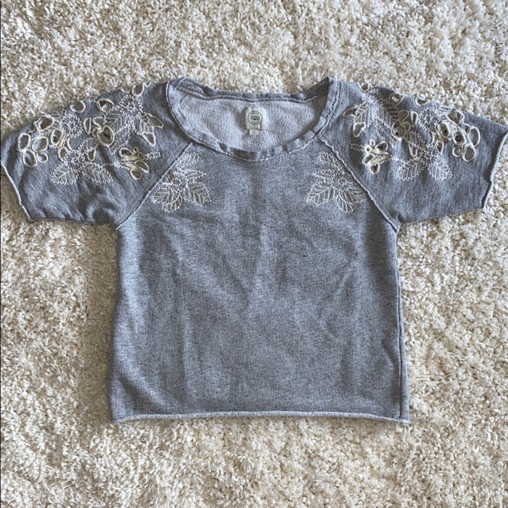 Lucky Lotus Shortsleeved Sweatshirt